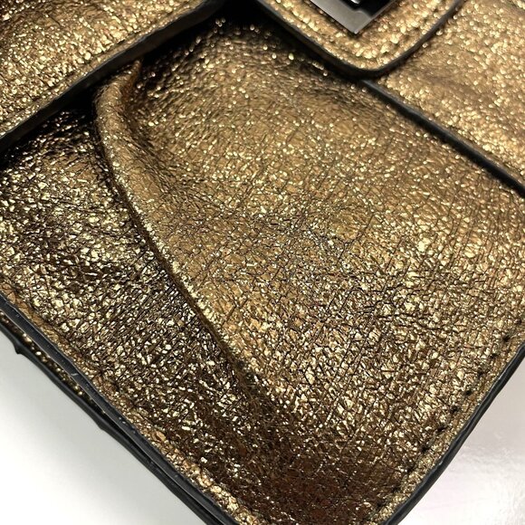 Betsey Johnson Gold Purse Metallic Gold Crossbody Bag With Bow Accent Square Sha - Picture 5 of 11